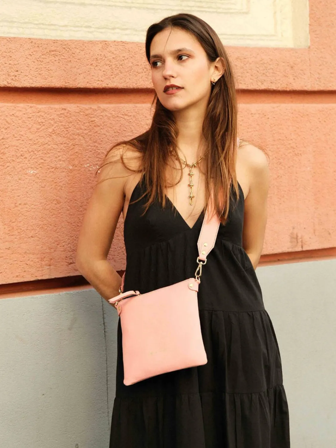 cliff_rosa_1.webp Mercules Pequeños | Cliff Rosa